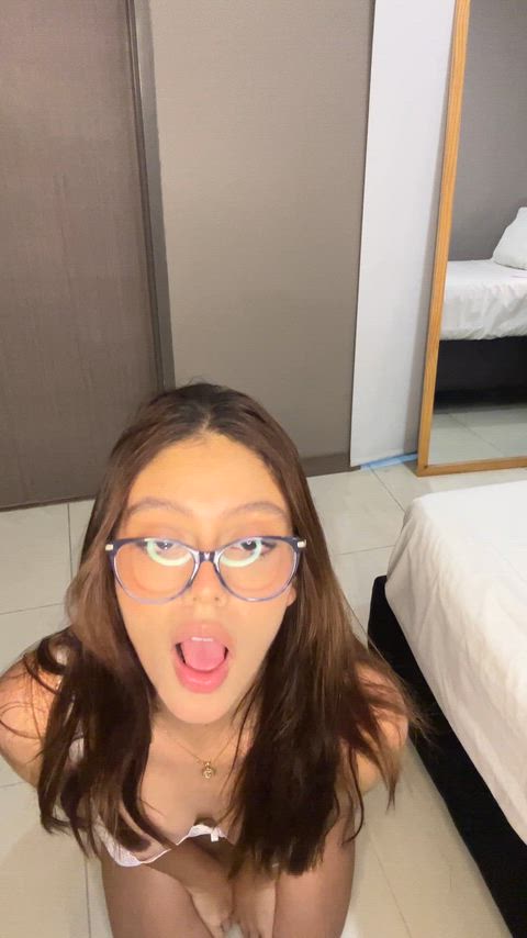 Tonight I’m letting the right guy take my virginity… you the one d