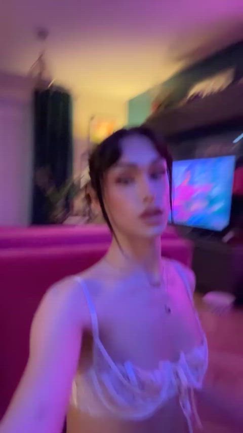 How does my big bulge makes you feel?