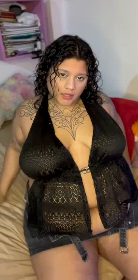i wish a lot more men would appreciate fat girls :(