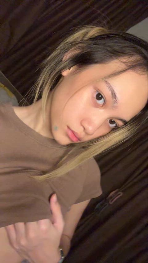 Would you go raw with a petite 18yo?