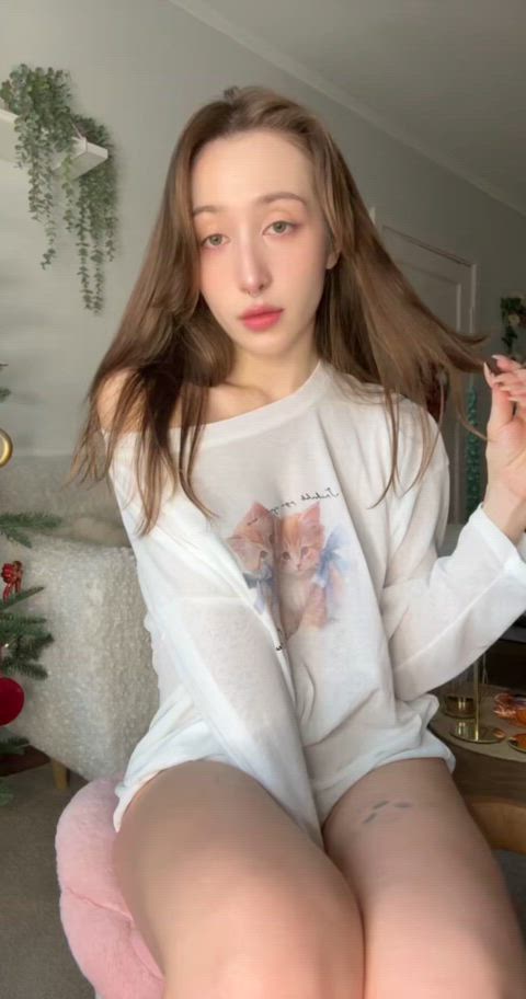 I can perform this ahegao expression for you endlessly