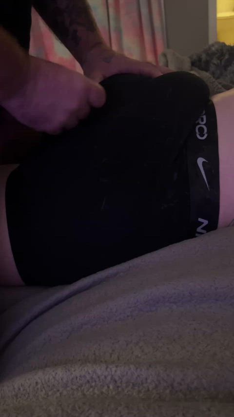Another Nike pro cumshot 🥰