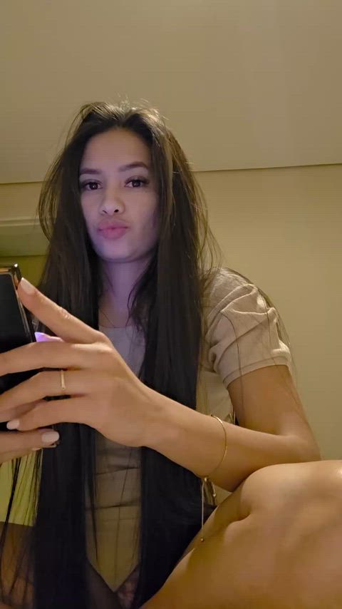 would u play with my mane ?