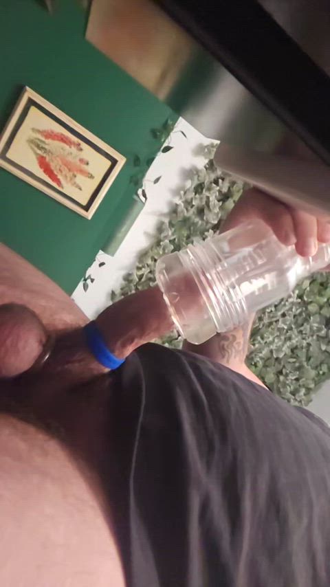 Early morning breeding session?