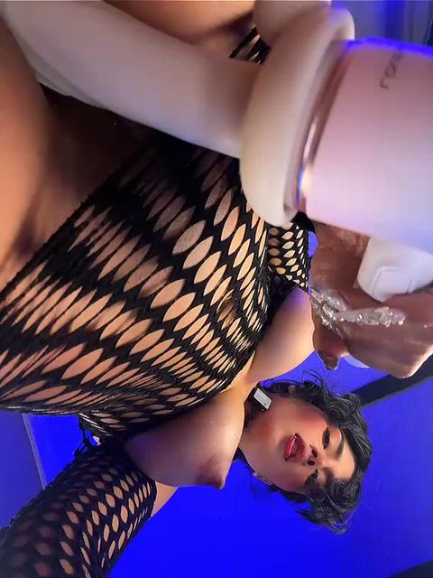 Wet and ready for you to fuck me without mercy 🖤 thumbnail