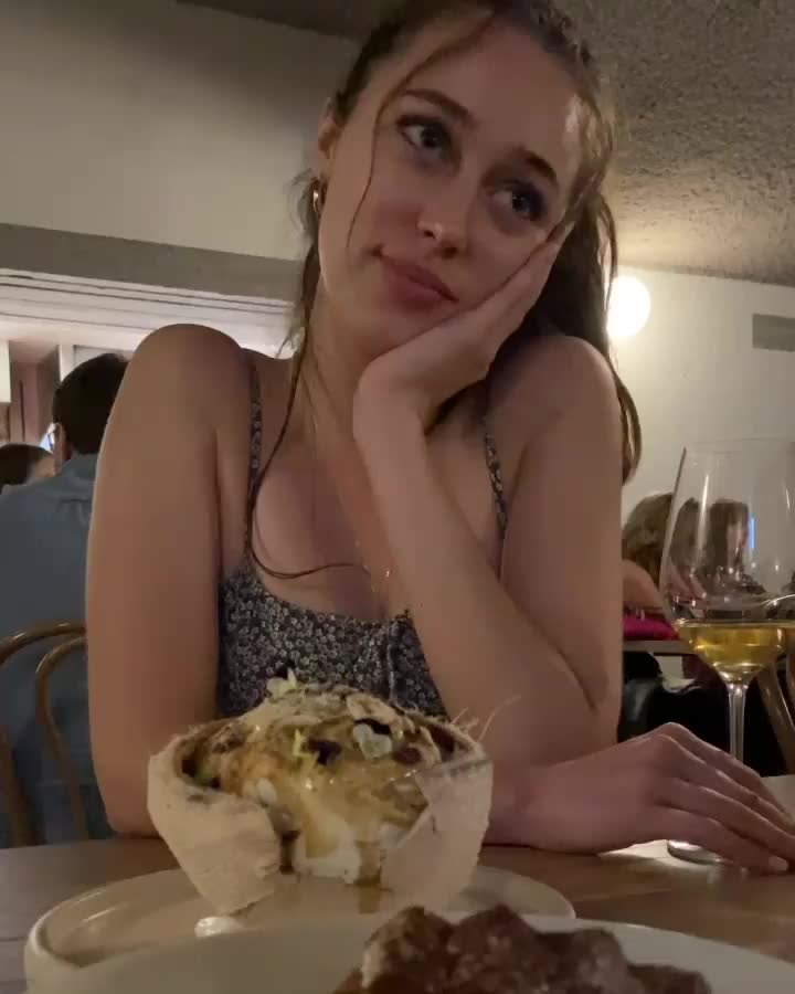 Alycia Debnam-Carey