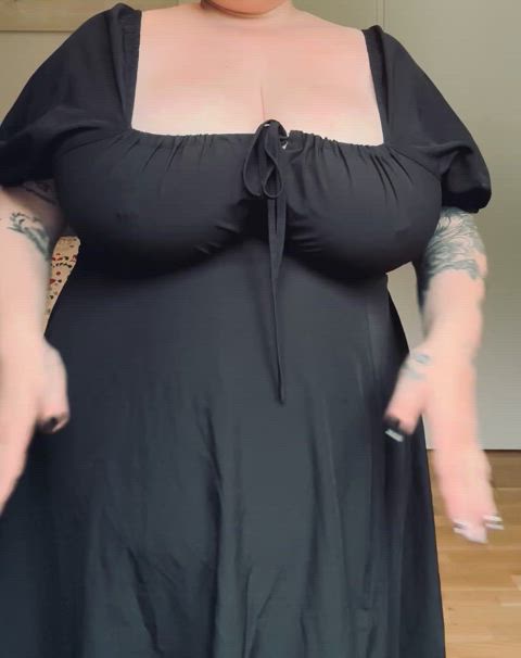 Sundresses mean easy access to my huge N cup tits🤭