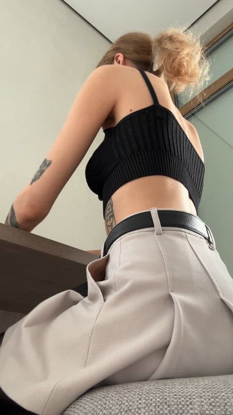 This is absolutely my sexiest office vibe