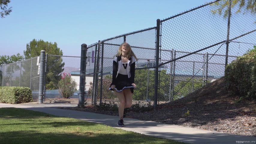 Lily Rader is only 18 and love fucks her daddy!