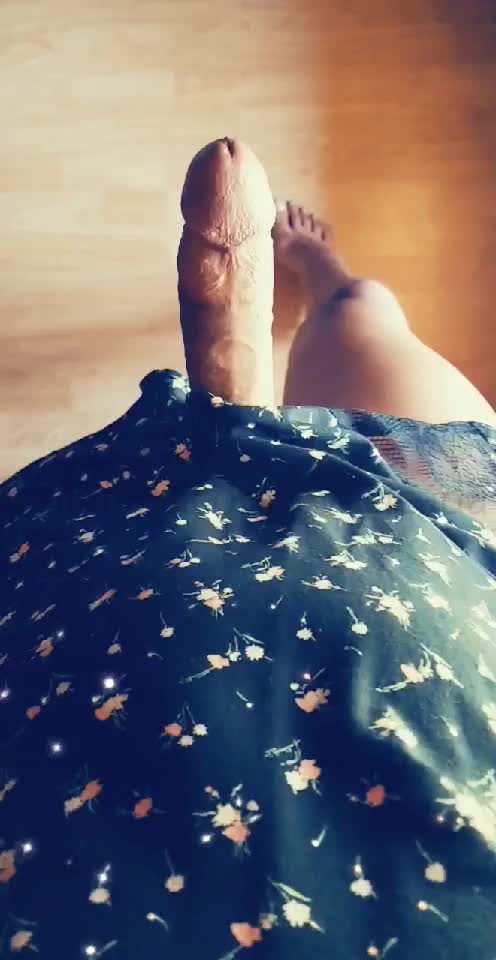 Who wants to get fucked hard for christmas? 😈