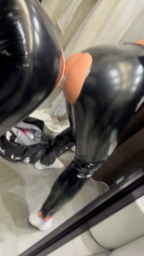 Ass Big Ass Latex Latex Gloves Leather Leggings Masturbating Public r/CaughtPublic Porn GIF by xisabelcortezx