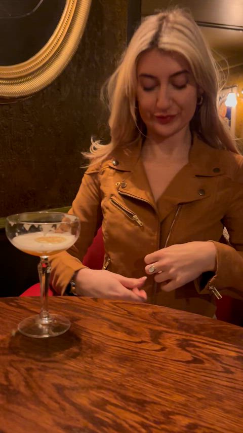Titty flash on our date in a cocktail bar