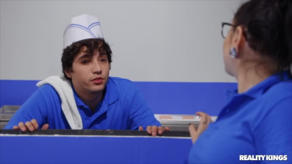 Sexy Mature Customer Teaches Young Pervy Fry Cook A Lesson