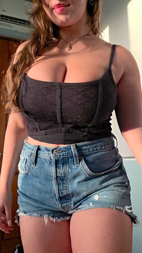 Amateur Big Tits Boobs Curvy Homemade Huge Tits NSFW Natural Tits Solo Tits Porn GIF by lamsinka89