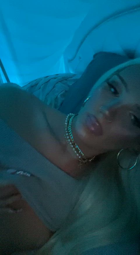 Blurred video preview