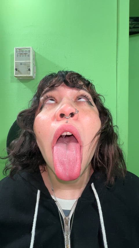 I like to receive anything with my tongue😊