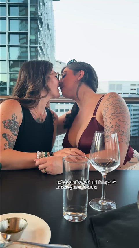 NavyTealMaggot thumbnail