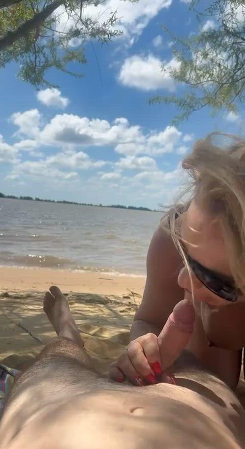 NavyUnselfishAustralianfreshwatercrocodile thumbnail