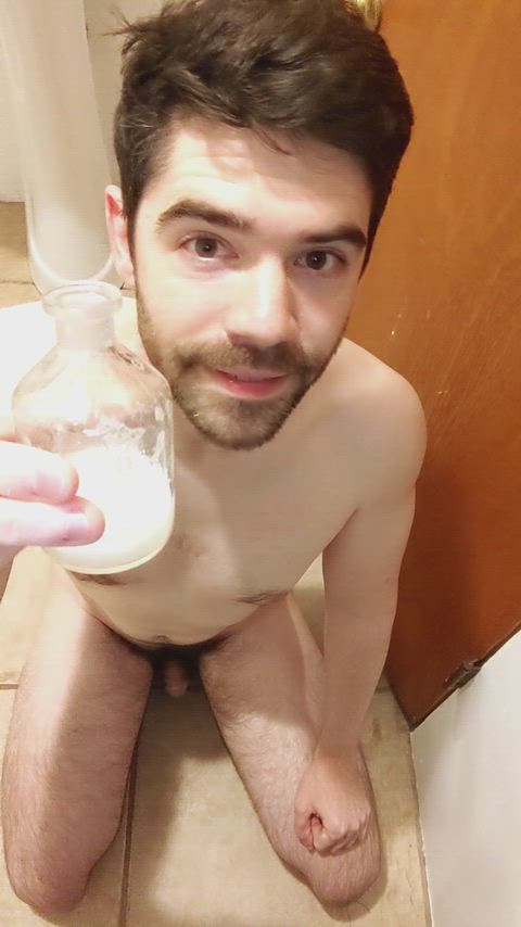 [25] Swallowing multiple loads feels so right :)