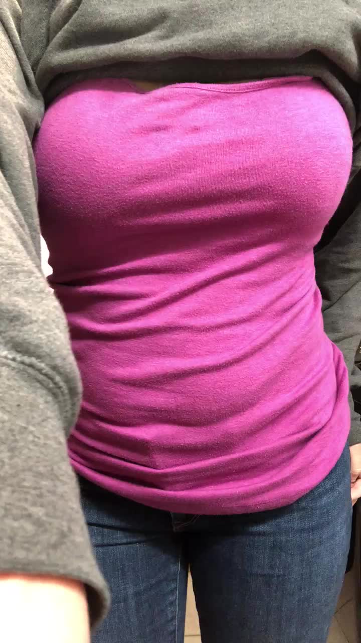 Hey guys, happy monday! 😘
