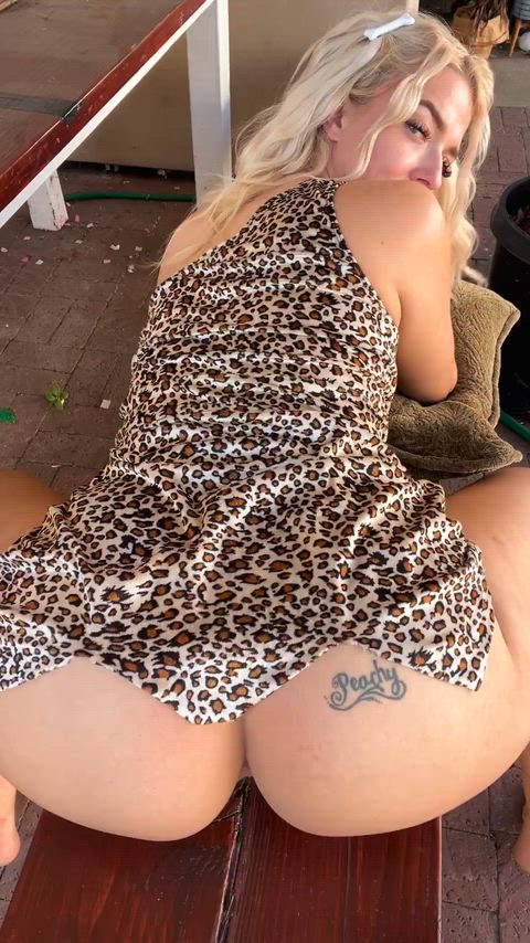 Wiggle wiggle