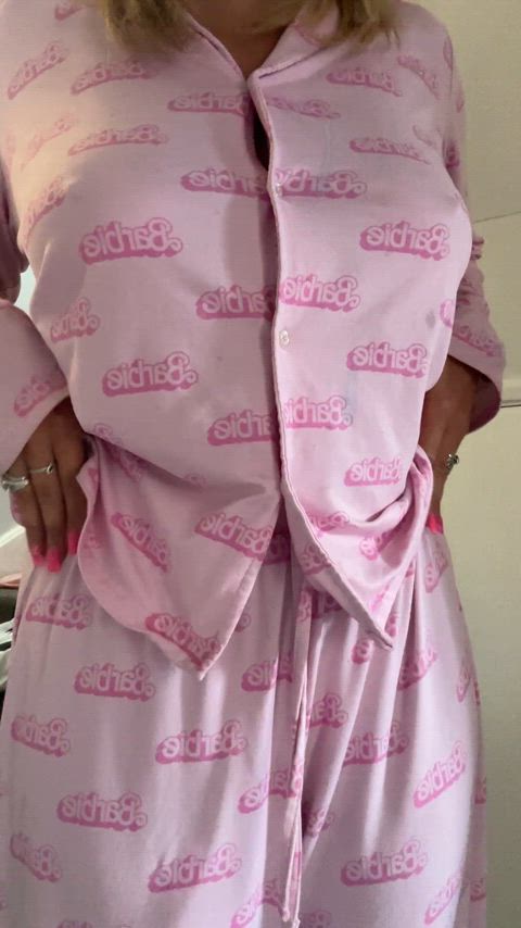 I love my barbie pjs