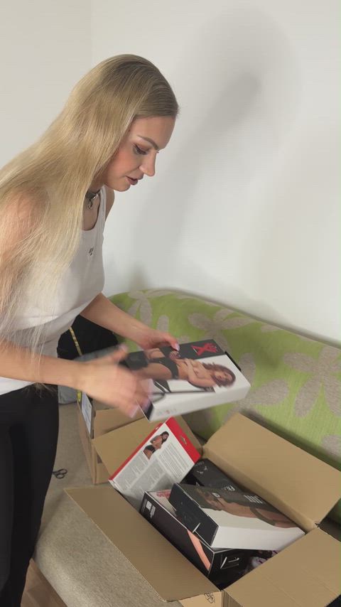 I dont think any normal person needs this many inflatable dildos... 🤦‍♀️Do I need professional help? lol