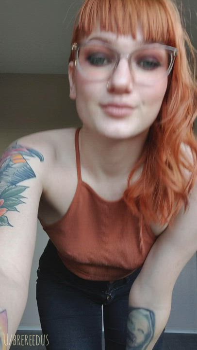 Blessing my new place with a strip tease for you 🤗