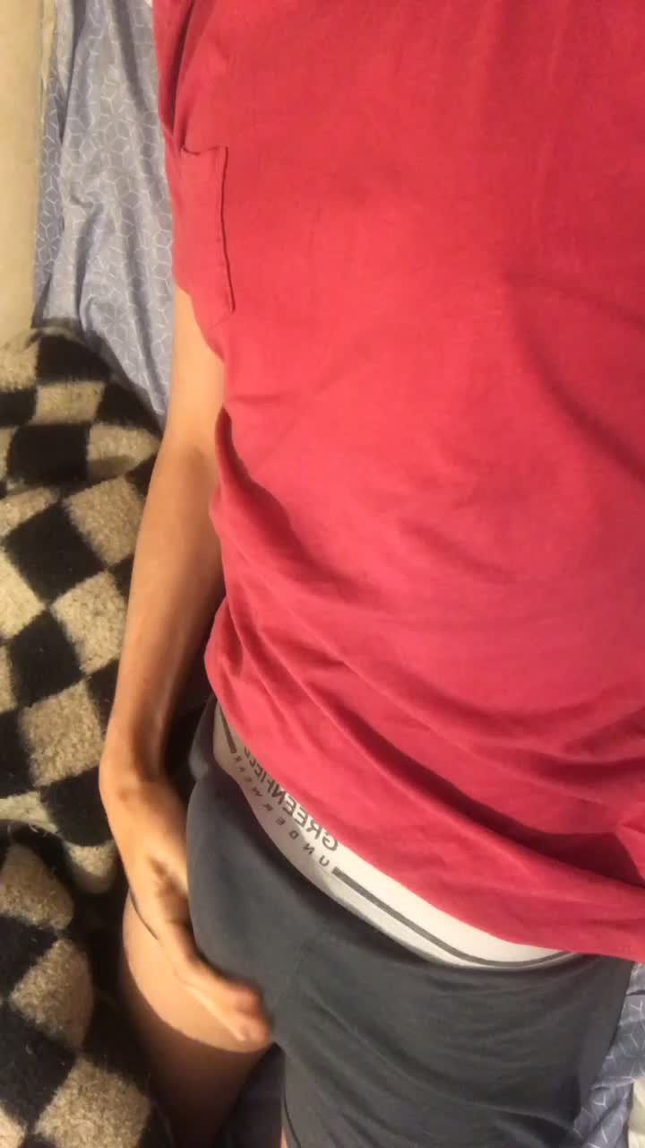 Part 1/3 of my morning wood, check out on my profile. Sound on😈