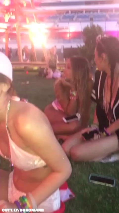 Amateur Festival Public Riding Teen Trashy Trashy Boners r/CaughtPublic r/ExposedToStrangers Porn GIF by duromami