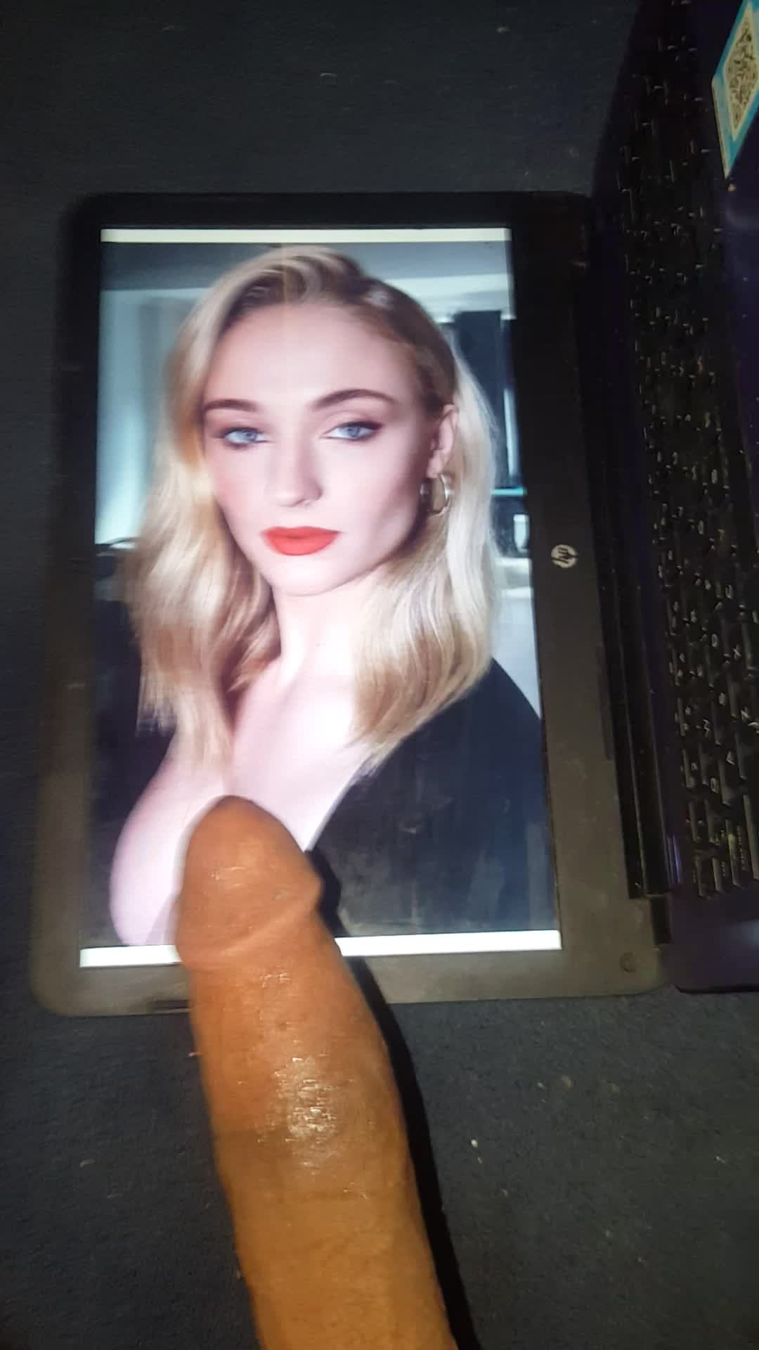 Sophie Turner drained my balls so much!