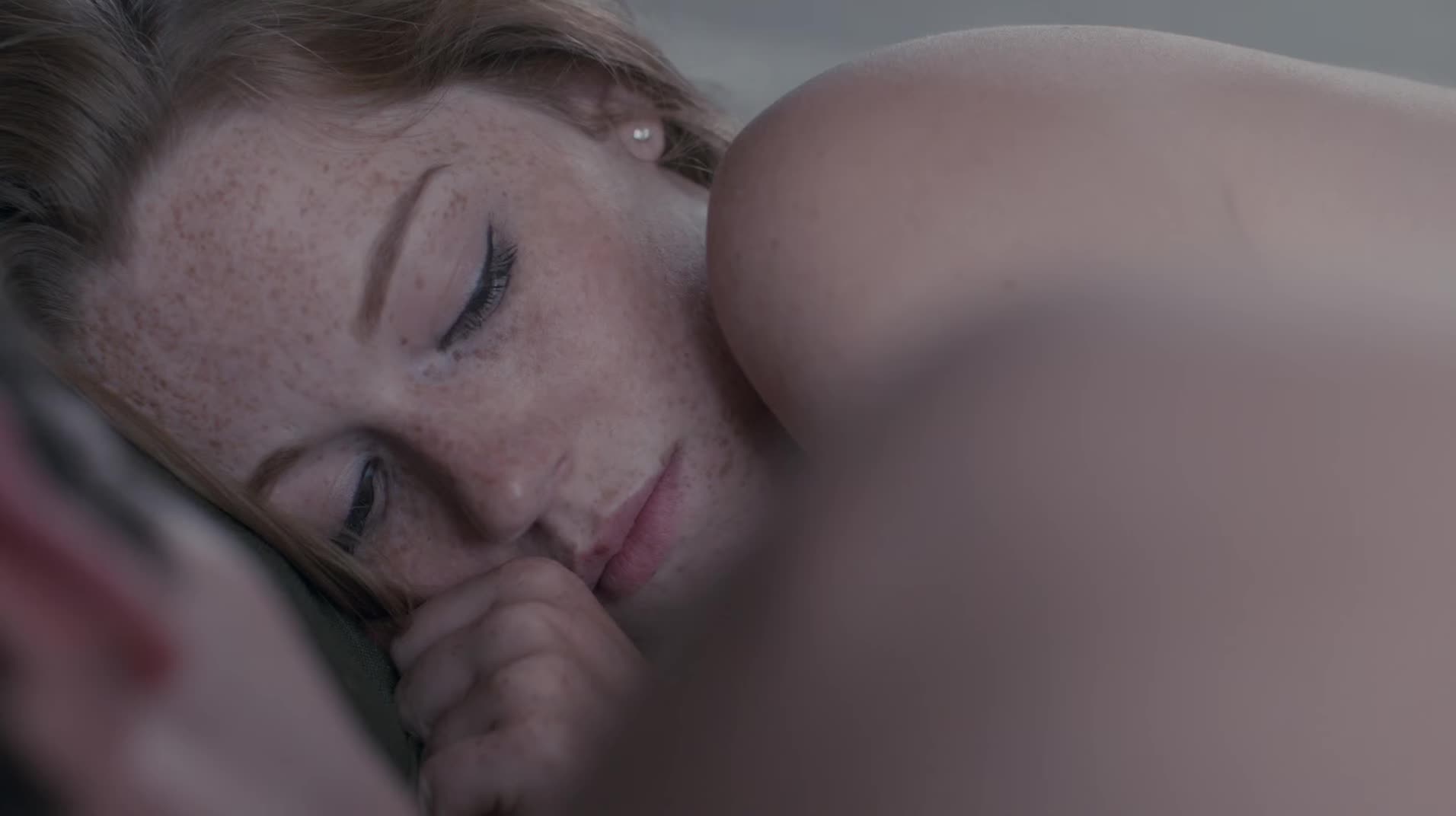 Charlotte Spencer in Glue
