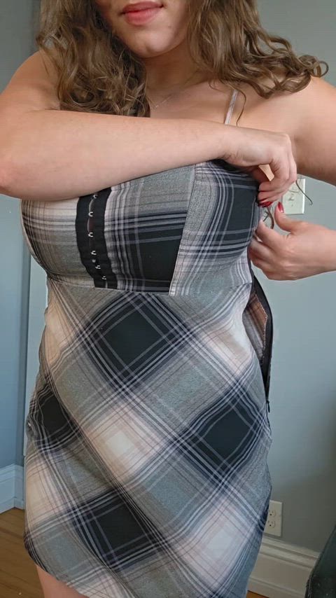Amateur Big Tits Boobs Homemade Huge Tits NSFW Natural Tits OnlyFans Solo Tits Porn GIF by lamsinka89