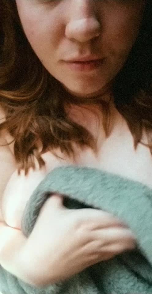 Anyone else sleep naked so they can wake up and play? ☺️