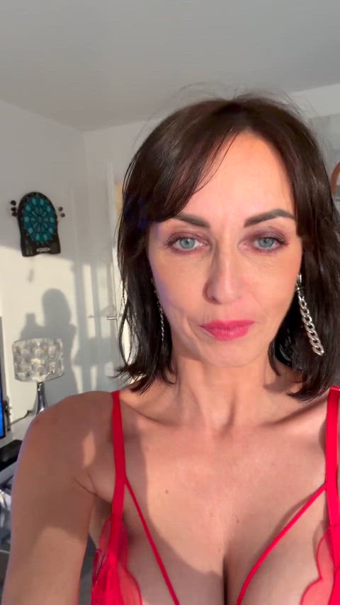 If I told you I was in my late 30s, would that turn you off?