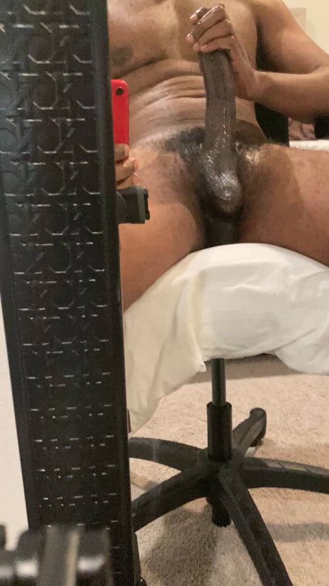 People on here keep saying I have a horse 🐎 cock.