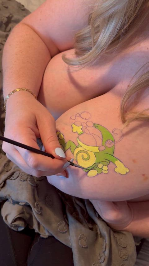 A quick behind the scenes of my Politoed painting