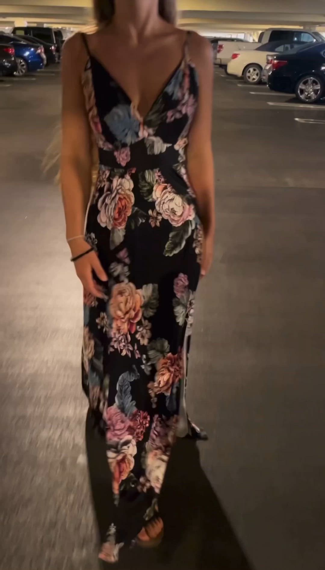 Sneaking in a full body flash on the way to my car 💕 [gif]