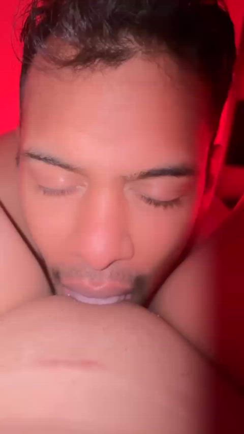 (M)arried guy eats out my masseuse