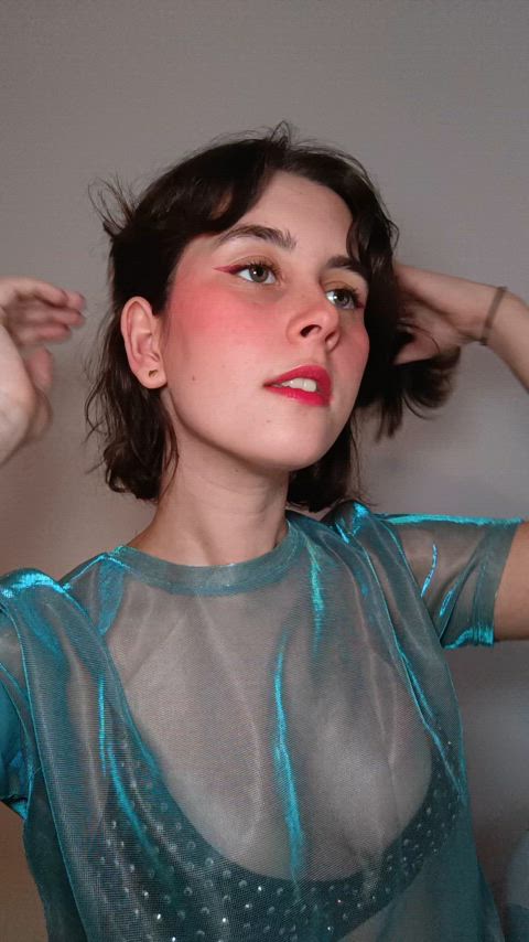 So many cleavage to try on and appreciate