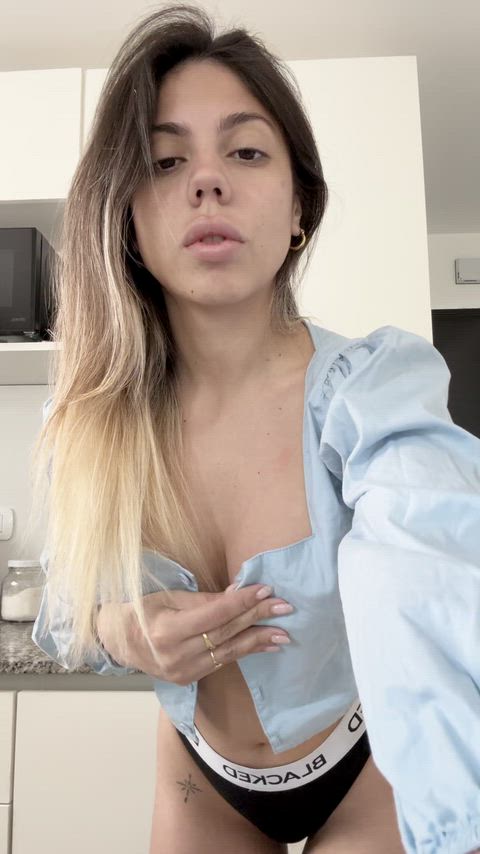 A view of a view with a view a quite lusty view