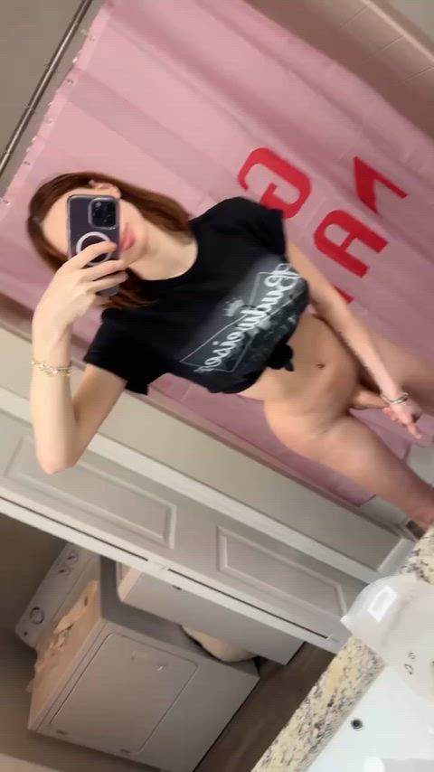 What do you call a transgirl that wants to fuck you on the first date?