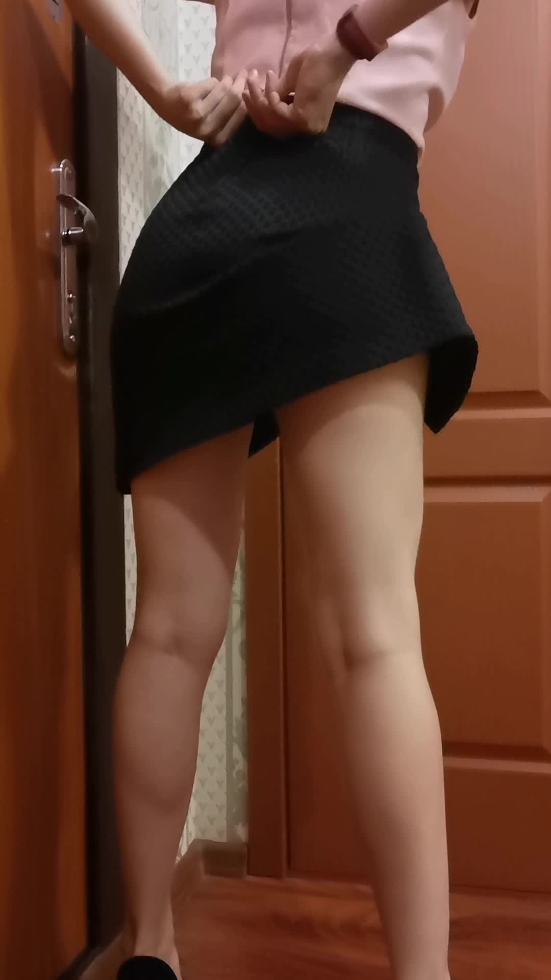 Home is where all the clothes come off a ter a long week. See full vid with sound in the comments, you won't regret it😜