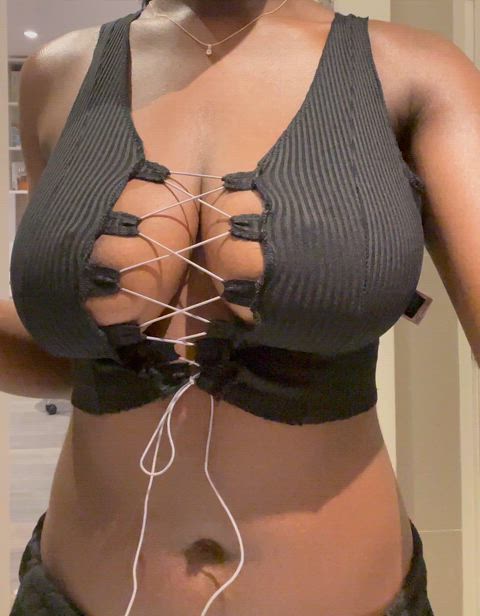 happy titty tuesday :)