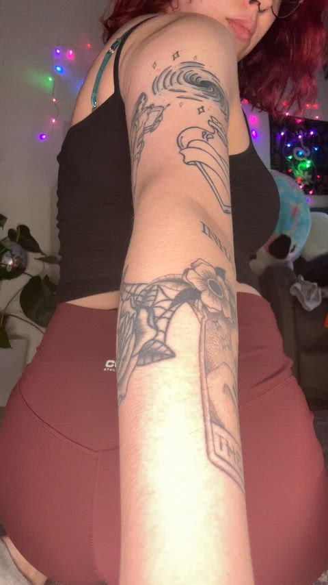 saaks tää sut kovaks? 😈💦