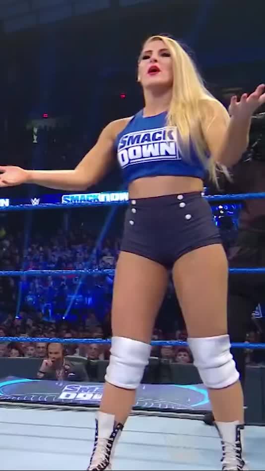 Lacey Evans