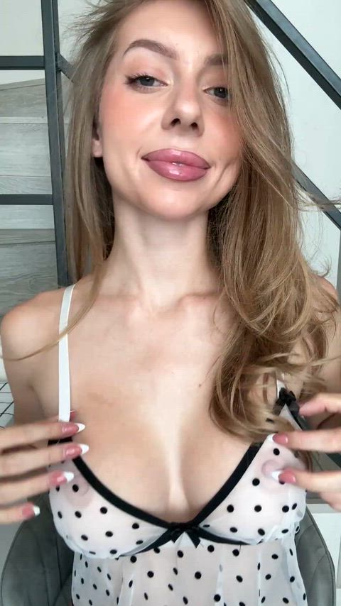 Big Tits OnlyFans Tits Porn GIF by remetskomna