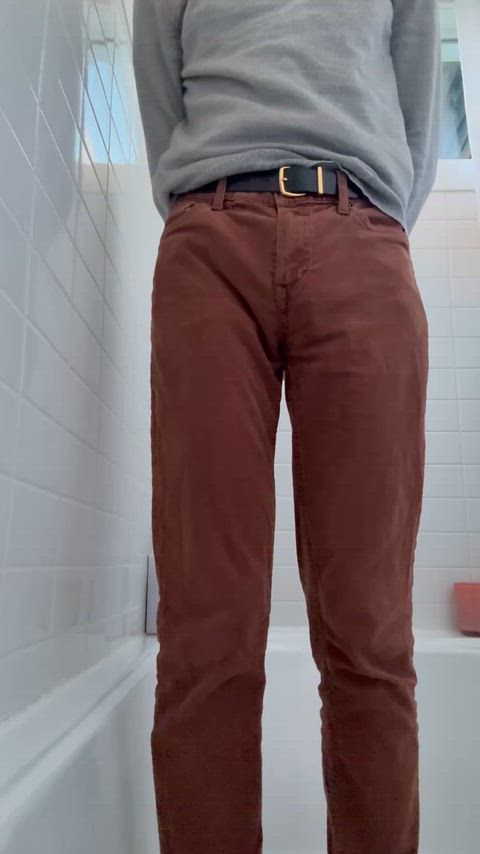 Desperate for someone between my legs and someone else pouring water down my throat while pissing their warrrmmmmm wettt pee down my back…