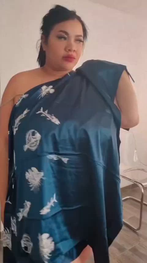 I dropped the robe… the confidence stayed 😏🔥