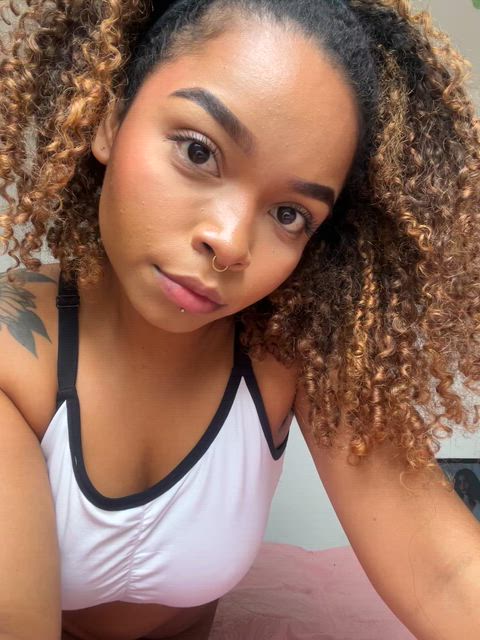 hope u can handle all this booty